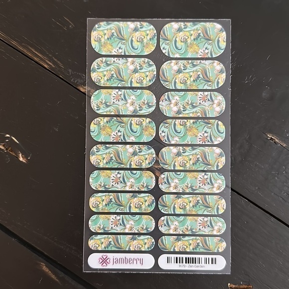 jamberry Nail Wraps - Zen Garden - Picture 3 of 8